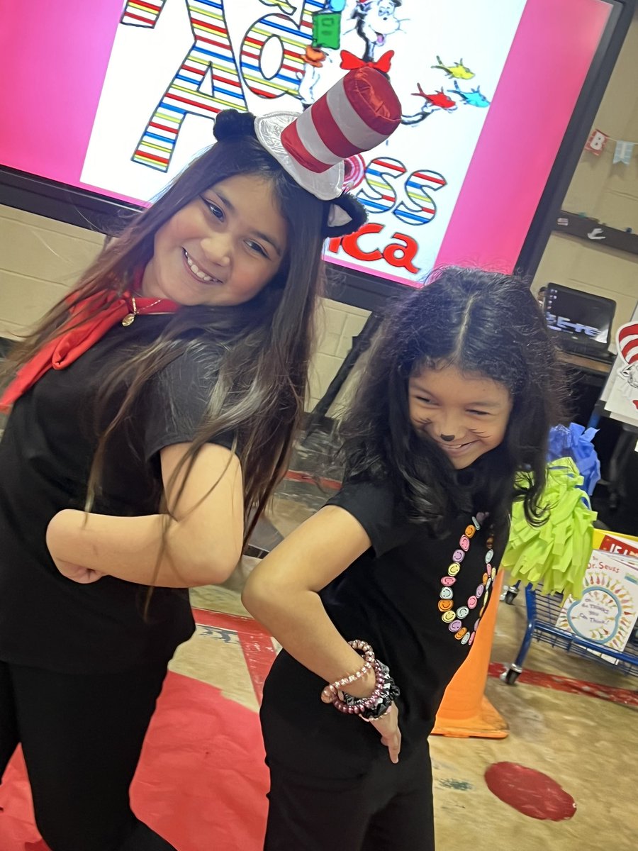 Last day of #ReadAcrossAmericaWeek &amp; our Tigers had a BLAST!!  We Rocked the Runway for READING!!! #ReadersROAR #MyAldine #SneakPeek <a href="/Thompson_Aldine/">ThompsonES_AISD</a> <a href="/AldineISD/">Aldine ISD</a> <a href="/aldinelibraries/">Aldine ISD Libraries</a>