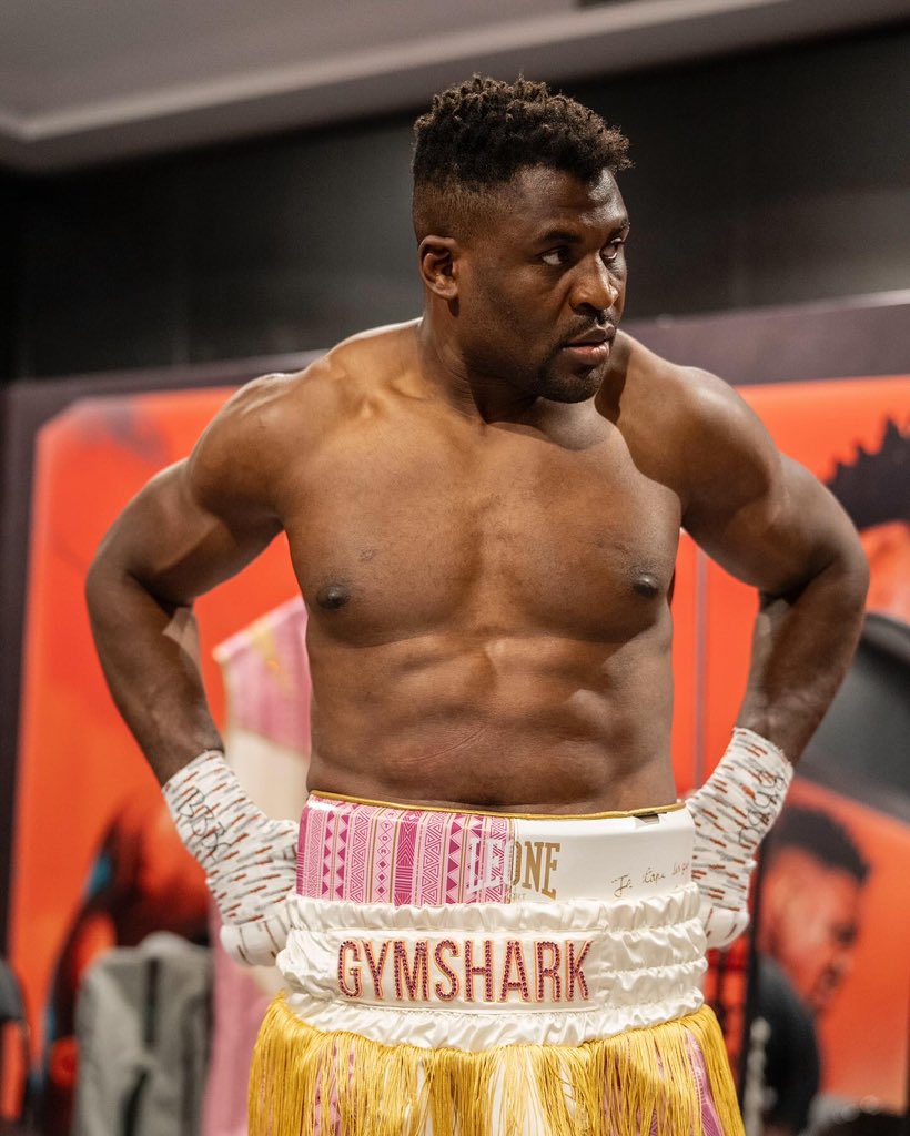 francis_ngannou's tweet image. Enjoy the show ☝🏿 

#JoshuaNgannou
