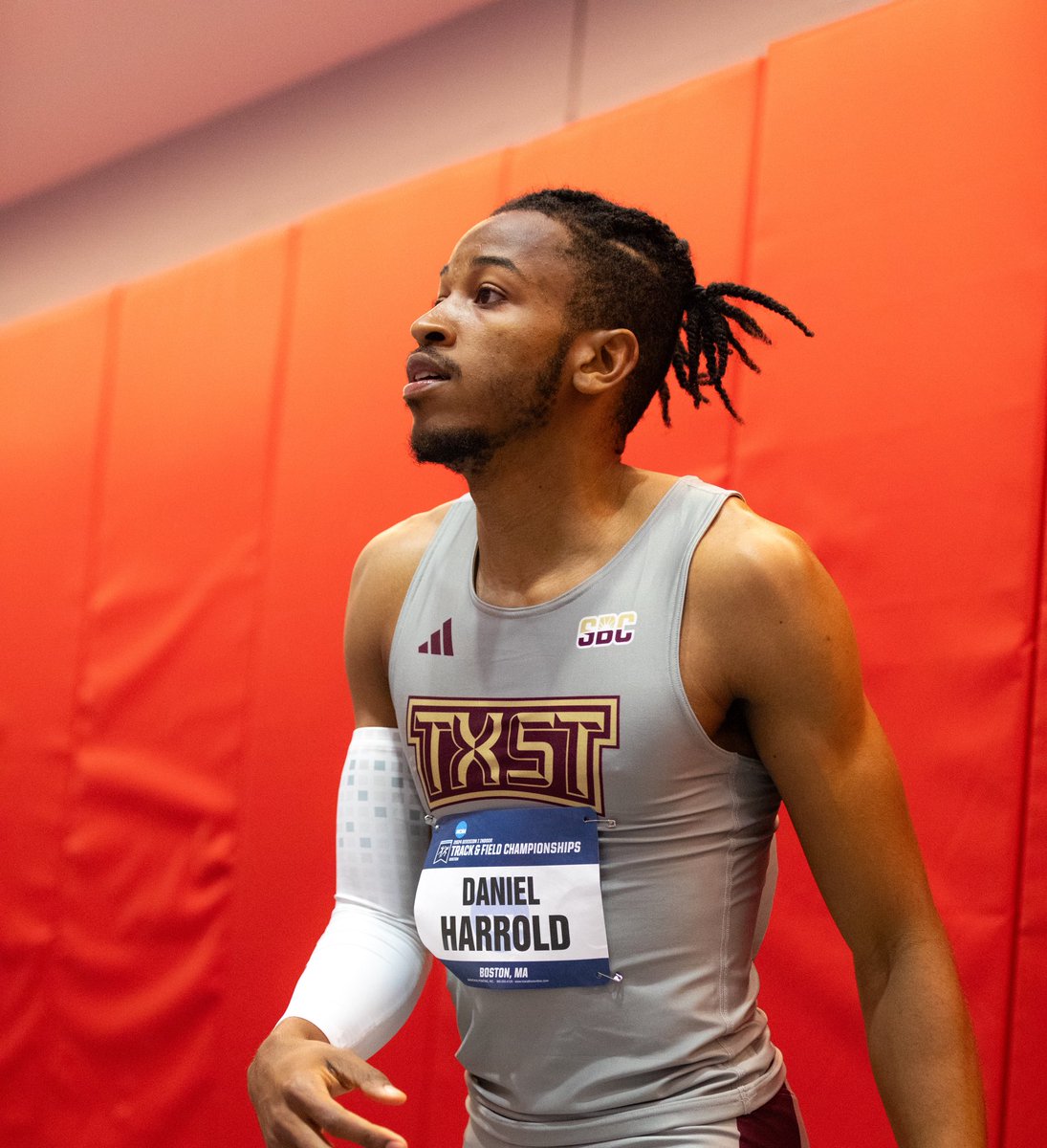 Daniel Harrold goes 7.73 in the prelims of the men’s 60m hurdles and places 10th. - 7th-best time in school history #EatEmUp