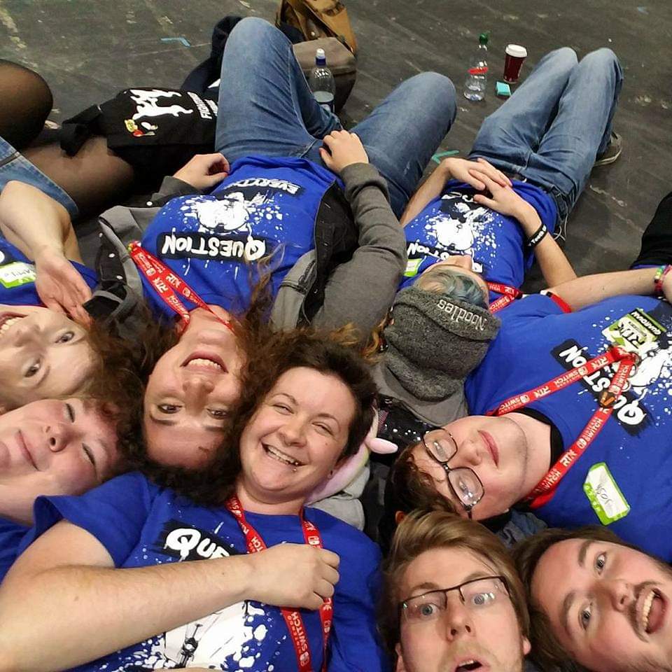Pockets__'s tweet photo. More #rtforever love. That time I went to London to help with RTXL, complete with the Sigs rainbow bracelets for our UK family. My first time leaving the country but Fae was there waiting for Sole and I to land https://t.co/qzYjGgG7xL