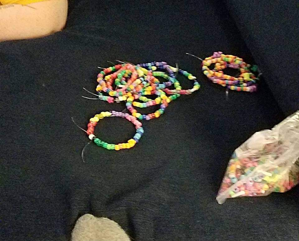 Pockets__'s tweet photo. More #rtforever love. That time I went to London to help with RTXL, complete with the Sigs rainbow bracelets for our UK family. My first time leaving the country but Fae was there waiting for Sole and I to land https://t.co/qzYjGgG7xL