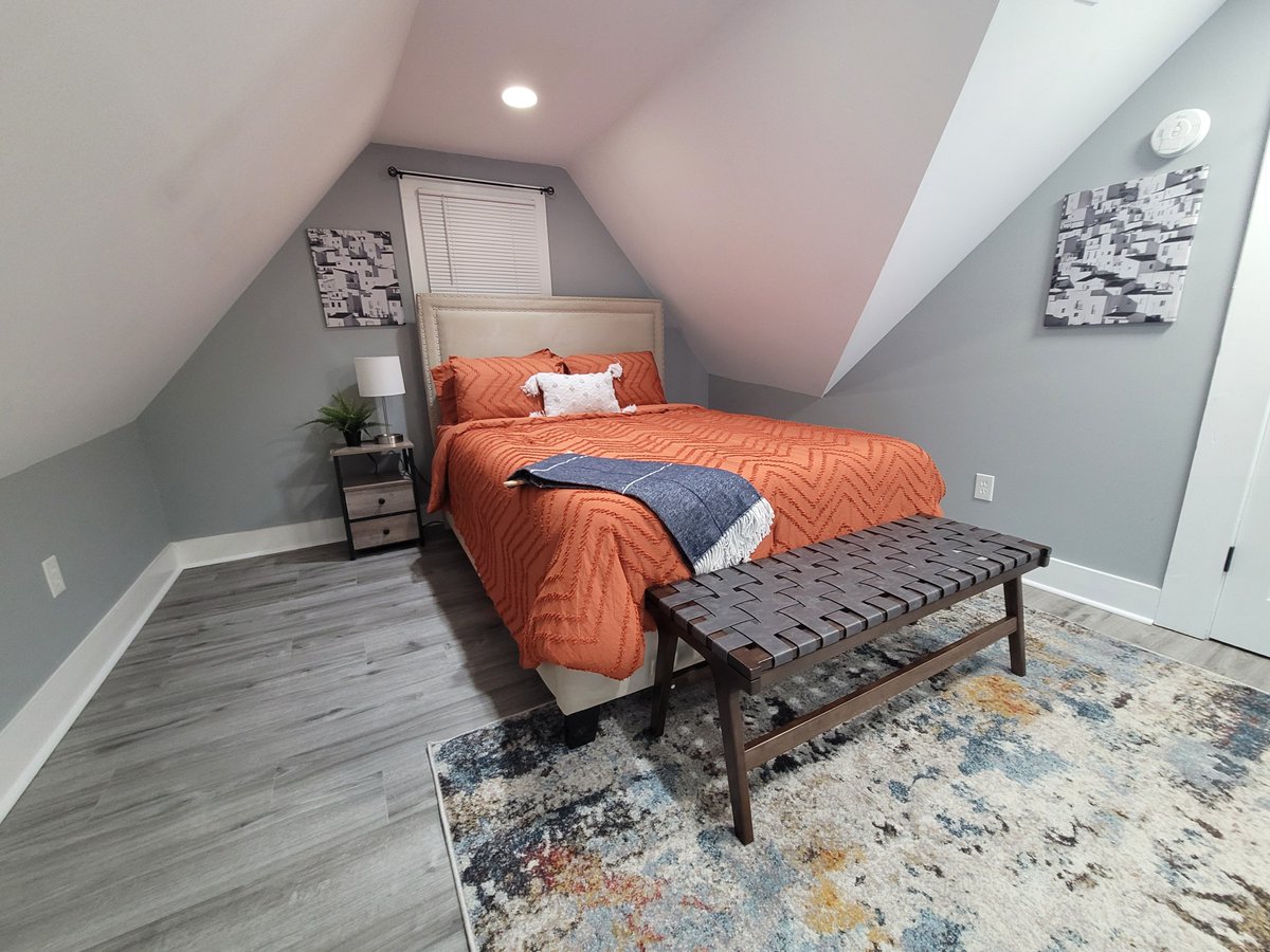 truerichesx's tweet photo. Travel nurses Check out my rental listing for 2818 North Capitol Avenue: https://t.co/Y2wz8JR1S6 via @helloavail #Indianapolis #rental #realestate https://t.co/I3KTjy2JX7