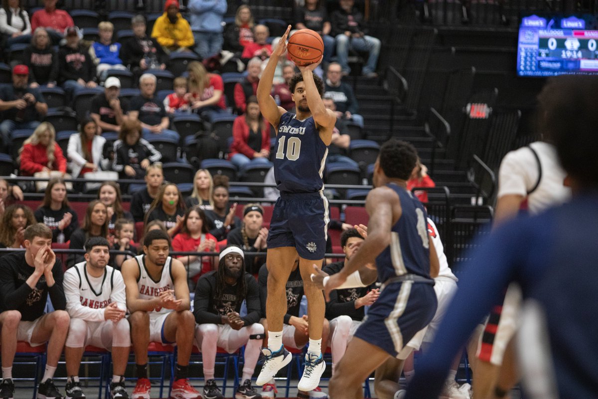 SWOSUAthletics's tweet photo. SWOSU's season comes to a close in the GAC Quarterfinals after the Bulldogs fall 82-74 to (3) Northwestern. @SWOSUHoops https://t.co/K8sEdQuWFX