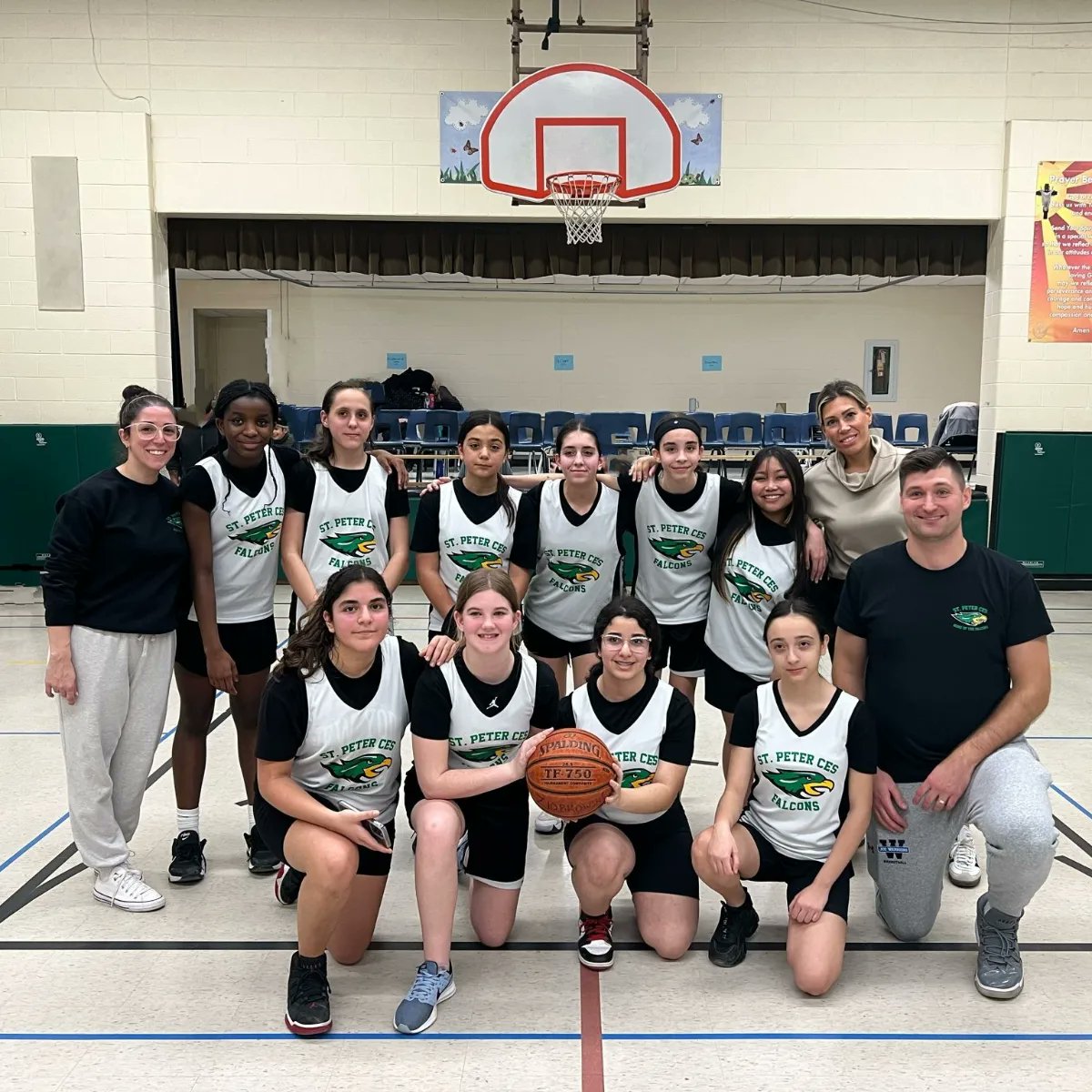 Congratulations to the Falcons girls and boys basketball teams🏀 The girls went to the championship game and captured the silver medal. The boys went to the championship game and won the gold medal. We learned many lessons throughout the season together📚
#FalconsBasketball