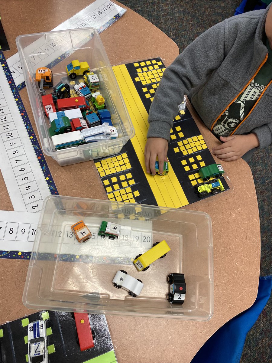 rmayorquinc's tweet photo. From parking our cars, to traveling in different transportations! #numbercounting @FlorVasquez2019 @LEThomas_ECE @HumbleISD_PREK @HumbleISD_PLE @ReadandWriteBFF @Barela_ECE https://t.co/Vy5x1v4xqi