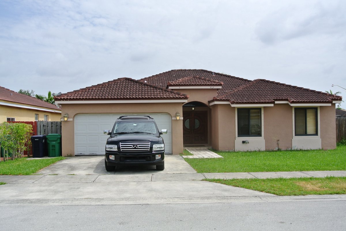 Evolveinspect's tweet image. First home or forever home? Make sure your new home stands the test of time with a thorough inspection from Evolve Property Inspections! We serve Miami-Dade County and the surrounding areas. Give us a call to schedule your inspection today! bit.ly/3F843Cw