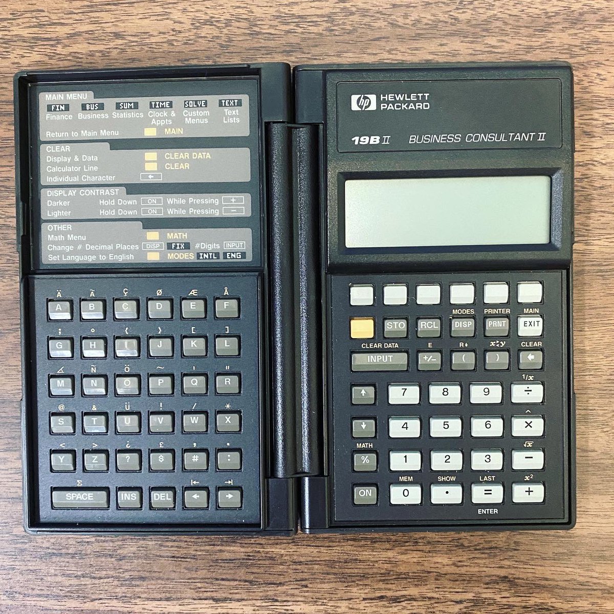 Computation_Ca's tweet photo. When this #HP 19BII calculator was dropped off for #recycling the owner mentioned that they spent $250 for this when it came out in 1990, which is roughly $500 in 2024 dollars. That may seem insanely expensive for a calculator but in 1990 this was the price you had to pay if… https://t.co/uWjYapR0Wp