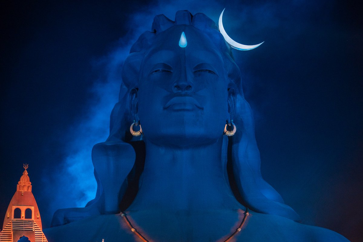 Aish_AK47's tweet photo. Mahashivratri at Isha is not just a night of celebration; it's a night of transformation, where we shed our limitations and embrace our infinite potential. #AwakeWithAdiyogi
#Mahashivratri2024 https://t.co/XeJS7X156F