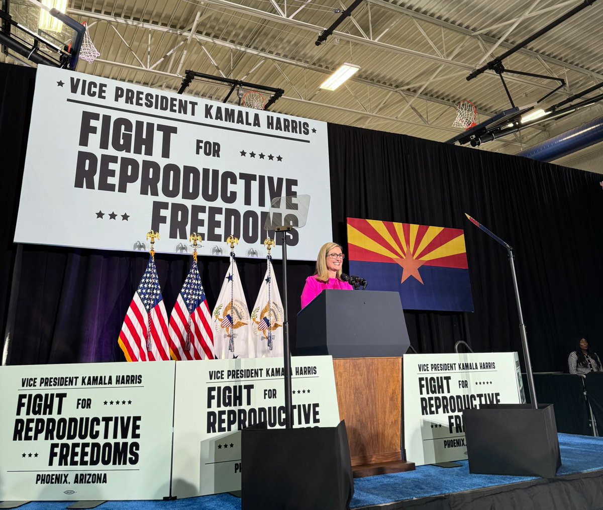 Proud to welcome VP @KamalaHarris back to Phoenix— the largest city in the country governed by a pro-choice woman mayor and woman council majority! I’m so thankful to have the strong partnership of the Biden-Harris Administration on reproductive freedoms and more.