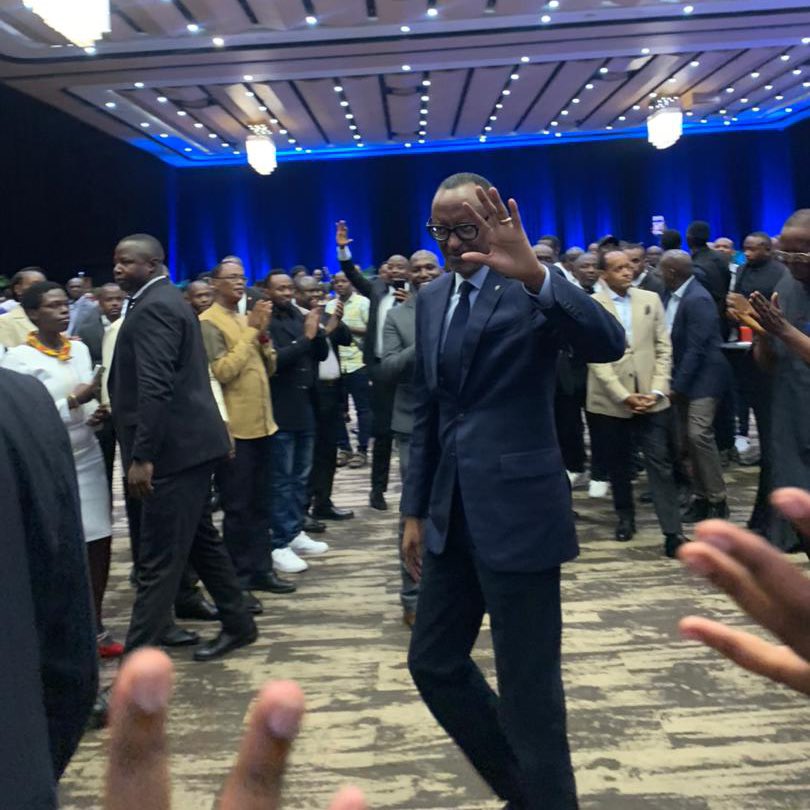 Grateful for the warm hospitality extended by President Paul Kagame as we gathered in his country. Your generosity in hosting us is truly appreciated, and it has made our time here memorable. Thank you for your kindness and the honor of experiencing Rwanda's beauty. 🙏🇷🇼 #Ntare