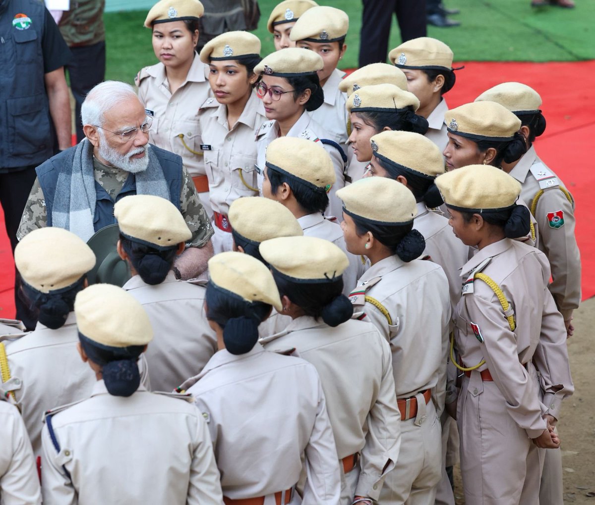 narendramodi's tweet photo. Interacted with Van Durga, the team of women forest guards who are at the forefront of conservation efforts, bravely protecting our forests and wildlife. Their dedication and courage in safeguarding our natural heritage is truly inspiring. https://t.co/MUL19gK8aD