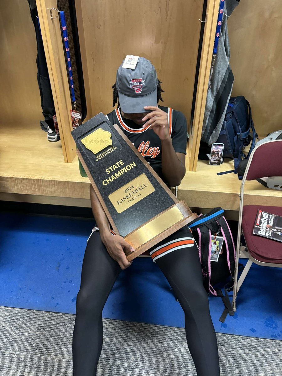 Back2back 🤷🏾‍♂️🤷🏾‍♂️💍 #agtg