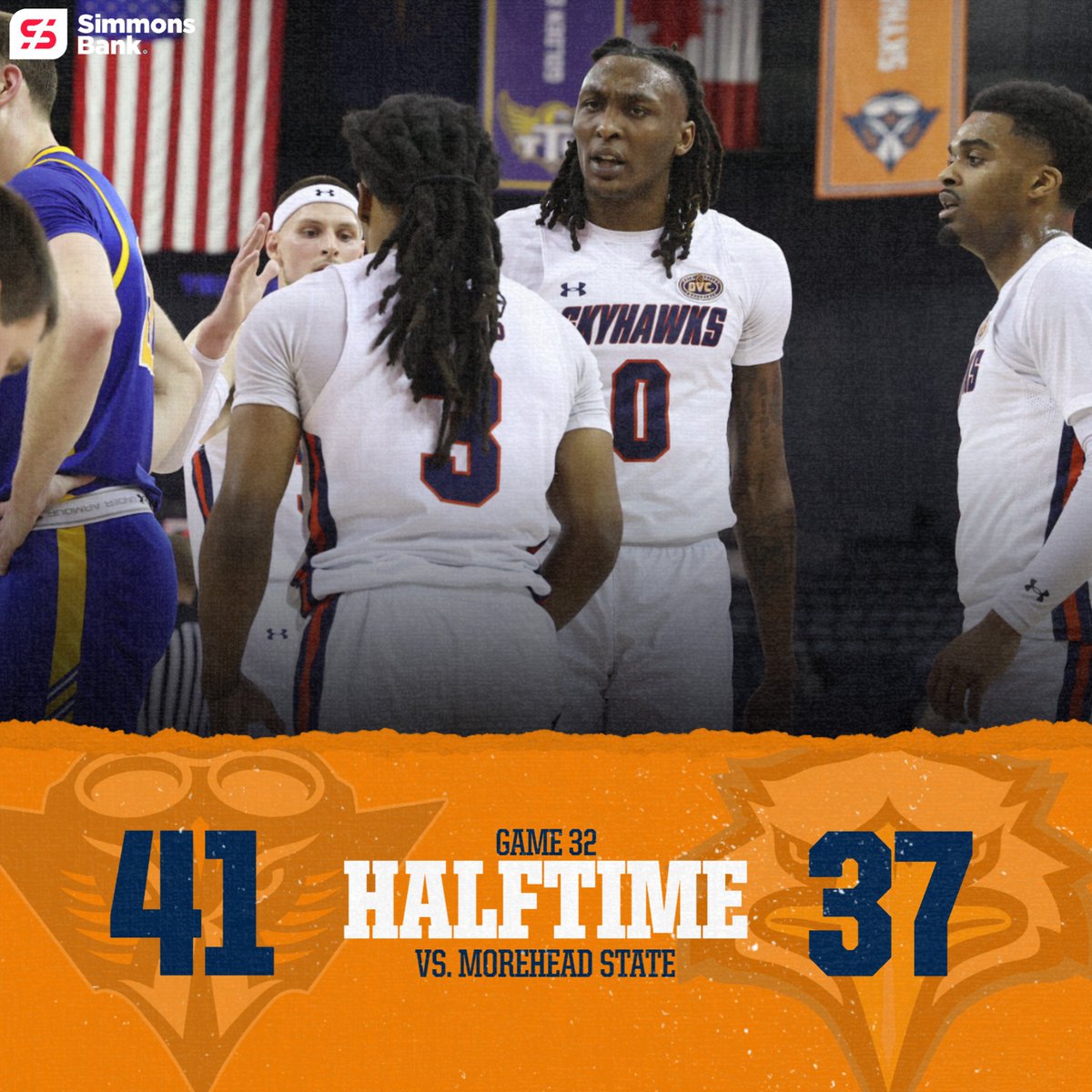 One exciting half of basketball is in the books and the Skyhawks head into halftime leading by four! 🏀 Jordan Sears | 18 points, 3 rebounds 🏀 KK Curry | 10 points, 3 steals #MartinMade | #OVCit