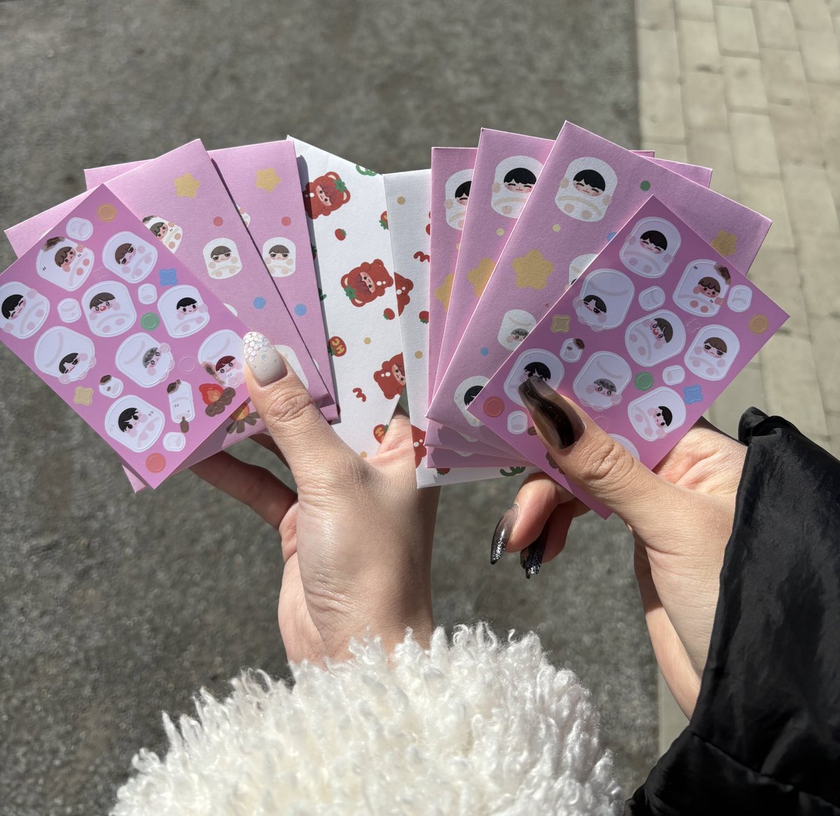 _sugaringcutie's tweet photo. ダニム買えたㅠ_ㅠ🍀 https://t.co/9MuYyCb0k1