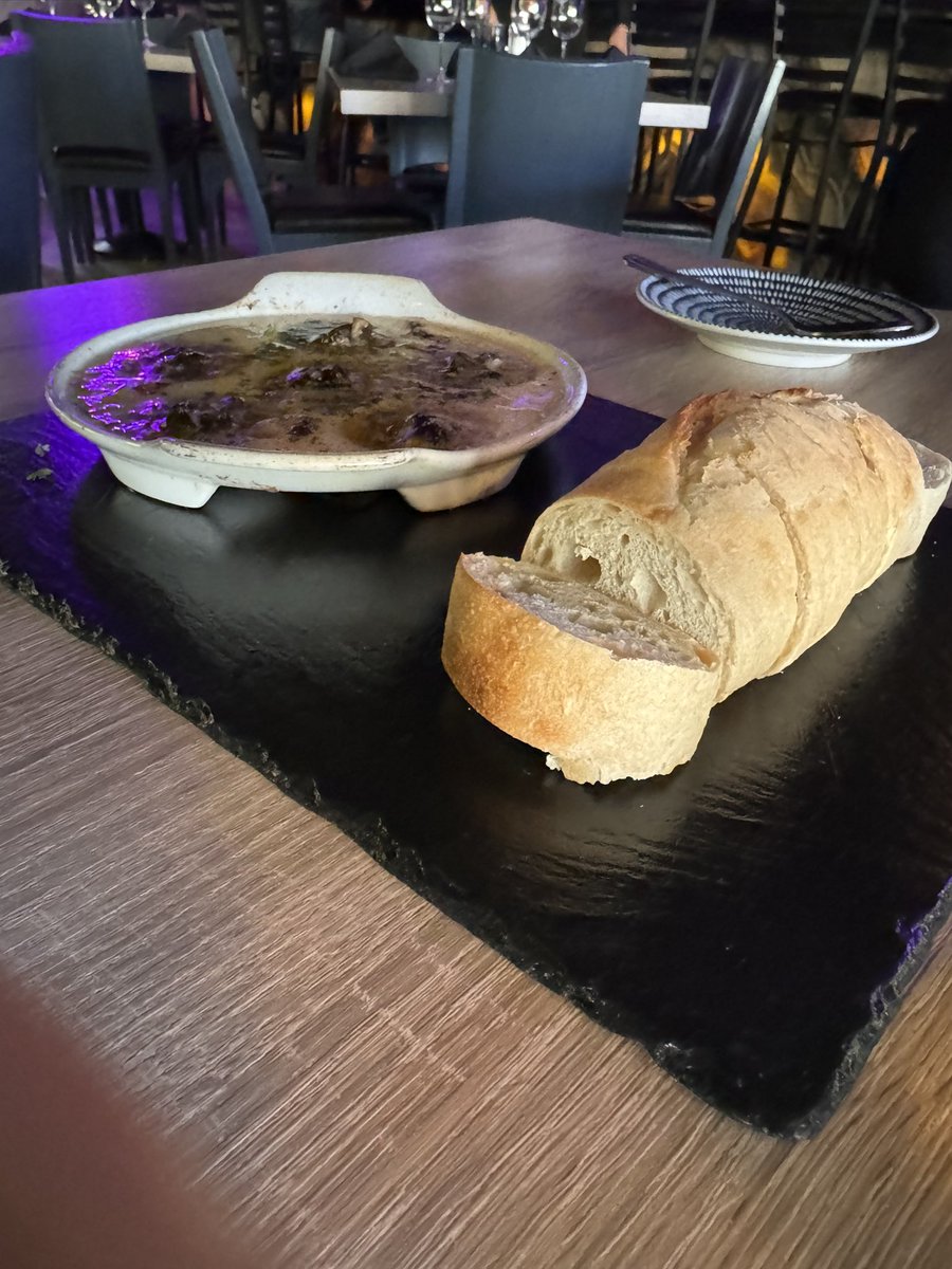 TheRealJRitter's tweet photo. Starting off with a rich and flavorful onion soup sets the tone for a delightful dining experience, which is further elevated by the succulent escargot. @Entrecôte &amp; Co. The Strength Within @followers @highlight https://t.co/0VZDkC82bC