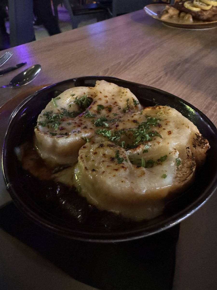 TheRealJRitter's tweet photo. Starting off with a rich and flavorful onion soup sets the tone for a delightful dining experience, which is further elevated by the succulent escargot. @Entrecôte &amp; Co. The Strength Within @followers @highlight https://t.co/0VZDkC82bC