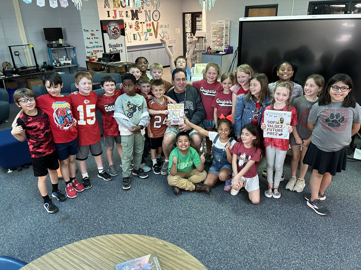 Thanks Mr. Sena for stopping by!! Always fun to have you! <a href="/CuringtonElem/">Curington Elementary School</a> #Curingtononeteamonegoal