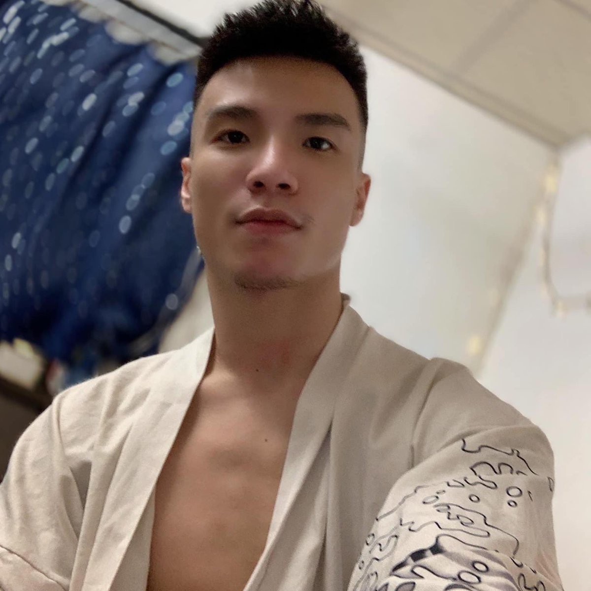 yblbsrnl tweet media