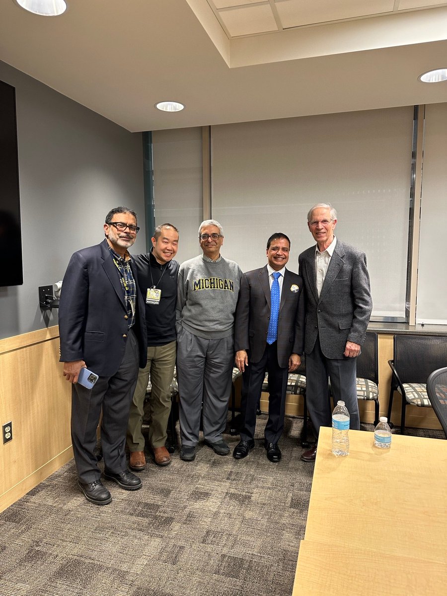 It was an absolute privilege and honor to deliver the 2024 Fritz Port lecture at @UMichKidney Thank you Drs. Pennathur, Saran, and Heung for the invitation. @keepingitrenal @UWNephrology @ISPD1