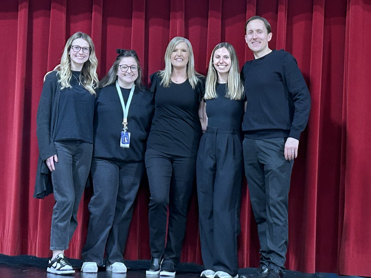 45 minutes until show time! So excited for Beauty and the Beast! #Proud2BD23  #SullivanPanthers