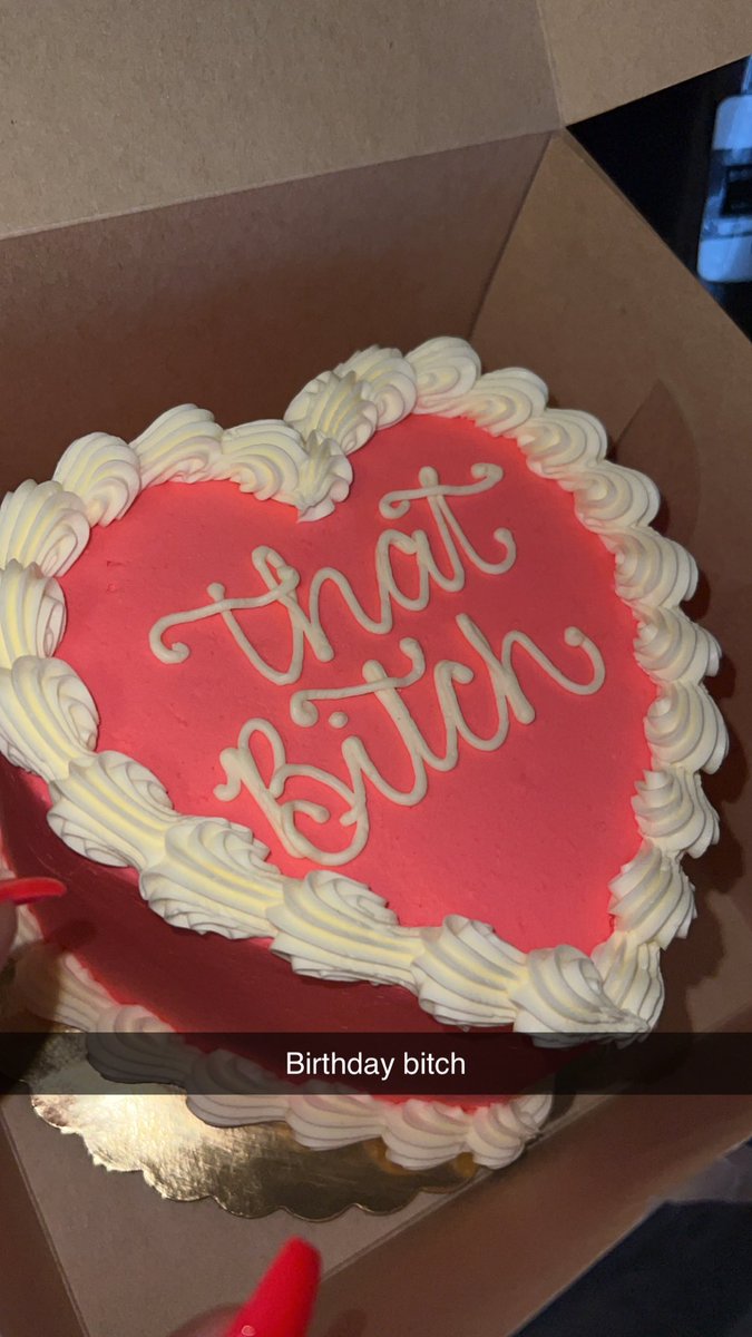 PFlyazz's tweet image. #FridayFeeling #bdayloading