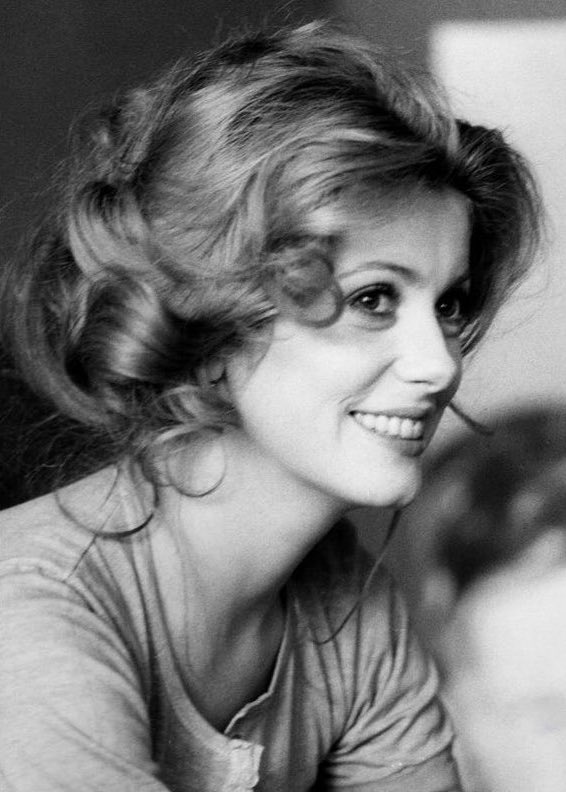 #HappyInternationalWomansDay to my dream woman catherine deneuve