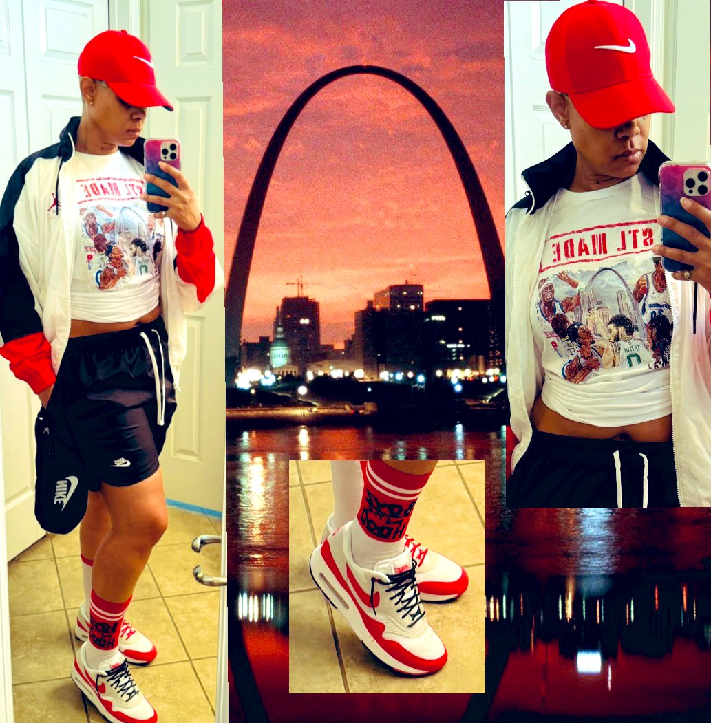 Man, been a long sad day. I know it’s not 314 day but as Nelly says, “I’m from the Lou and I’m proud”. Hug ya’ll ppl, life is short. RIP Monica, damn 😢. Air max 1 86 big bubble. #kotd  #marchMAXness #sneakerhead