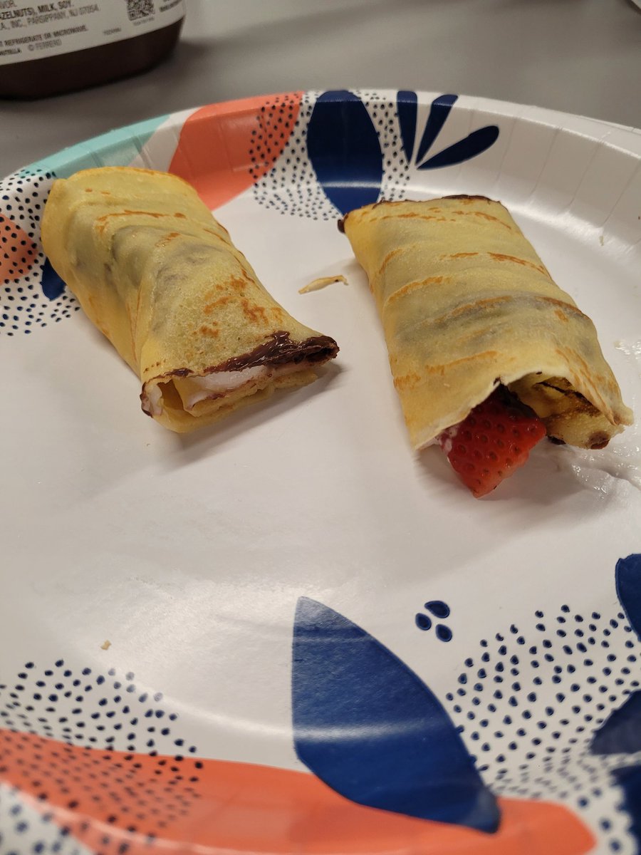 StaceyJarboe's tweet photo. It started as the question, "How should we use our leftover milk?". And, it turned into ME learning how to make crepes! I ❤️ when my students teach me. #BlackhawkStrong #EveryLearner https://t.co/ruaV93yhOC