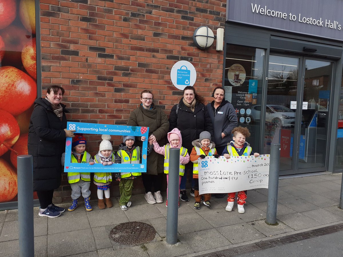 @coopuk community donation for Moss Lane pre-school. They are spending it on a new bookshelf and books #WorldBookDay2024 @ailsacoop #lostockhall #Preston.