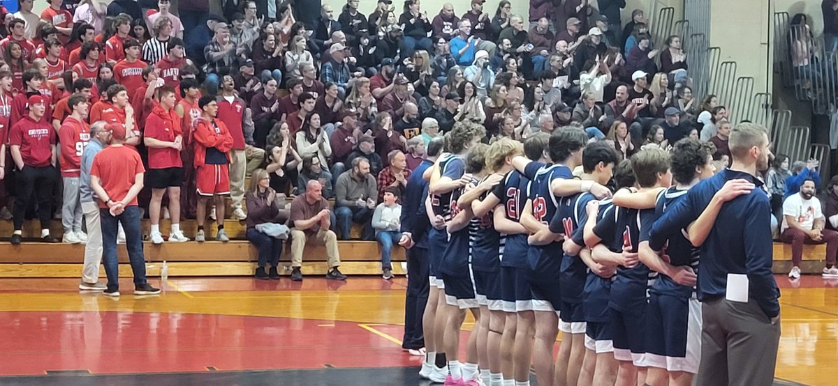 JillDLanese's tweet image. Here we go!! #ctbb .  Place is packed.  Go #Foran