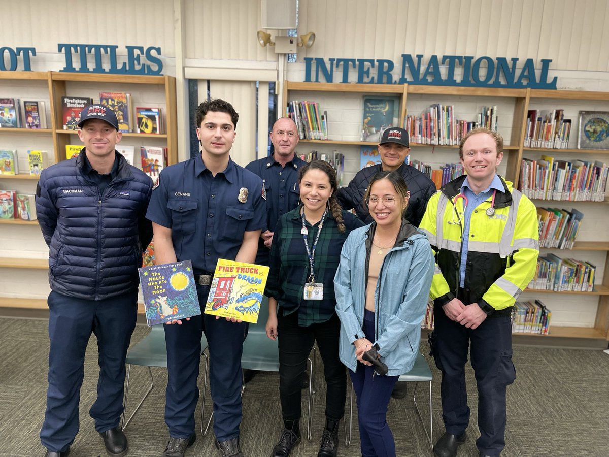 myglendaleLAC's tweet photo. Thank you @GlendaleFireCA for taking the time to read to kids and their families at #GrandviewLibrary. https://t.co/ZCdHfIf0aR