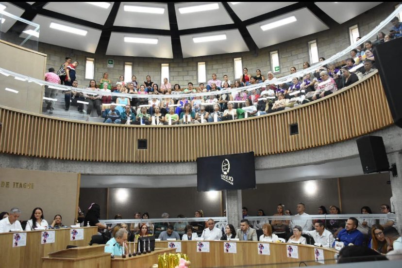 shirleyortizos2's tweet image. #itagüí hoy celebramos y destacamos la mujeres que han significado hechos importantes de nuestras vidas contribuyendo a una mejor calidad de vida para ellas @CONCEJOITAGUI