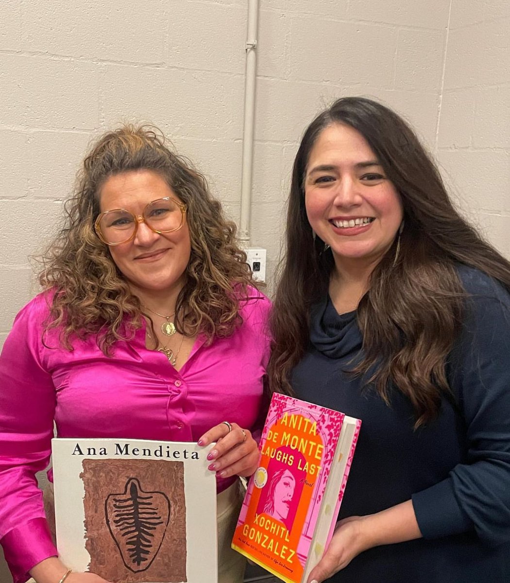 whosebooks's tweet image. Thanks to everyone who came out to the @DallasMuseumArt to see author Xochitl Gonzalez in conversation with me about her latest book Anita De Monte Laughs Last. An unforgettable novel about 2 latinas who refuse to be erased!