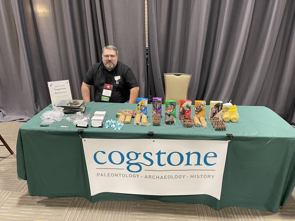 Desiree R. Martinez tweet media