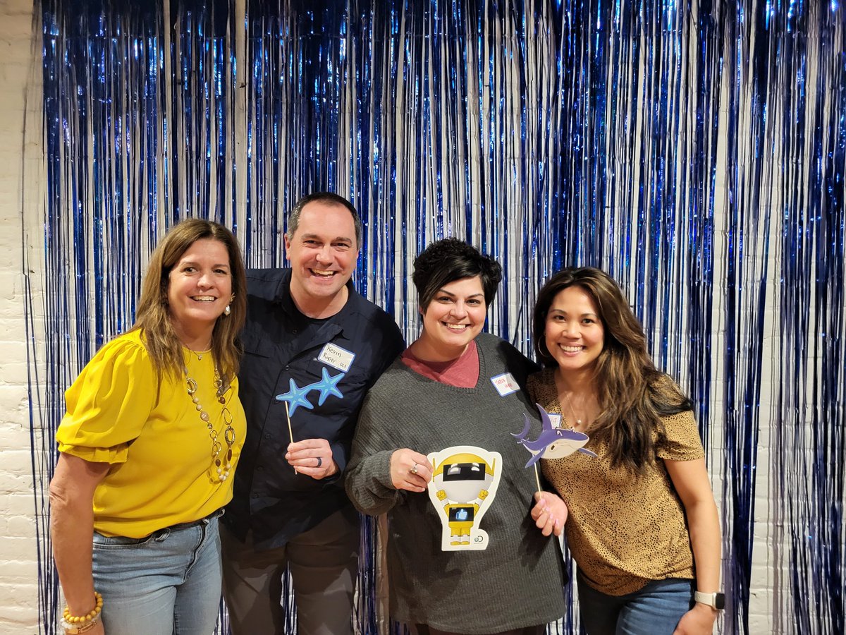 Thank you @DiscoveryEd and @pnabbie for an awesome event. Loved getting to hangout with my people and enjoy time together.