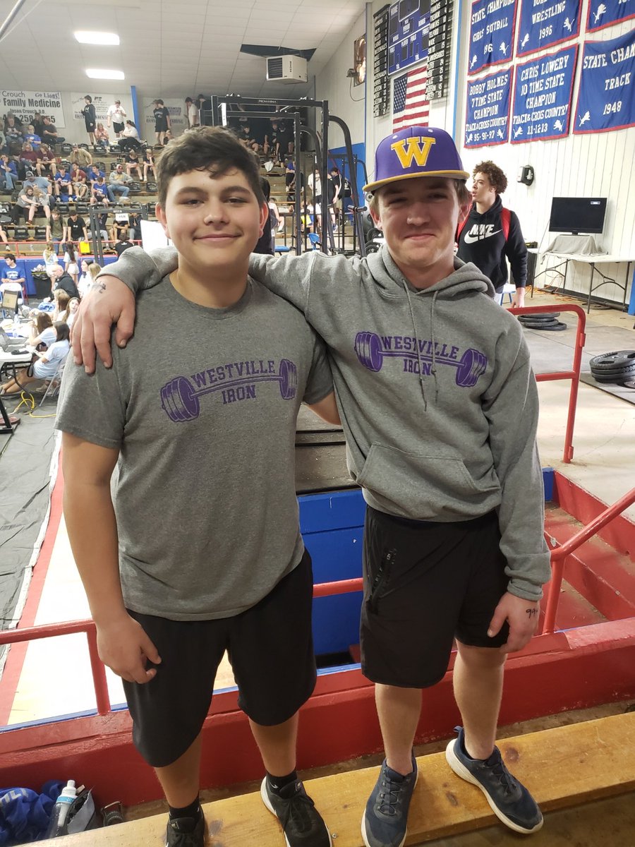 Proud of these two Yellowjackets! Tannor Bigfeather and Kyle Kiddy competed at JH regional powerlifting meet yesterday at Chandler. Both set personal records in all 3 lifts and Tannor qualified for the JH state meet next week in El Reno in the 220 pound weight class! Go Jackets!