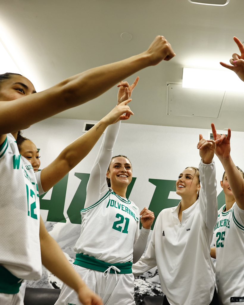 UVUwbb tweet picture