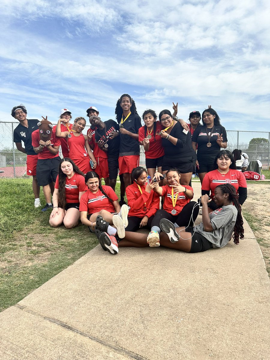 Del Valle High School Tennis tweet media