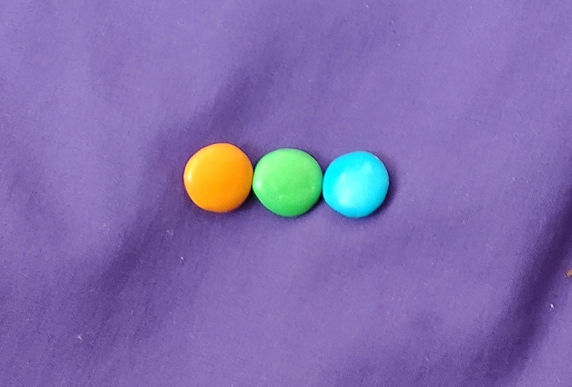 acá comiendo rocklets..