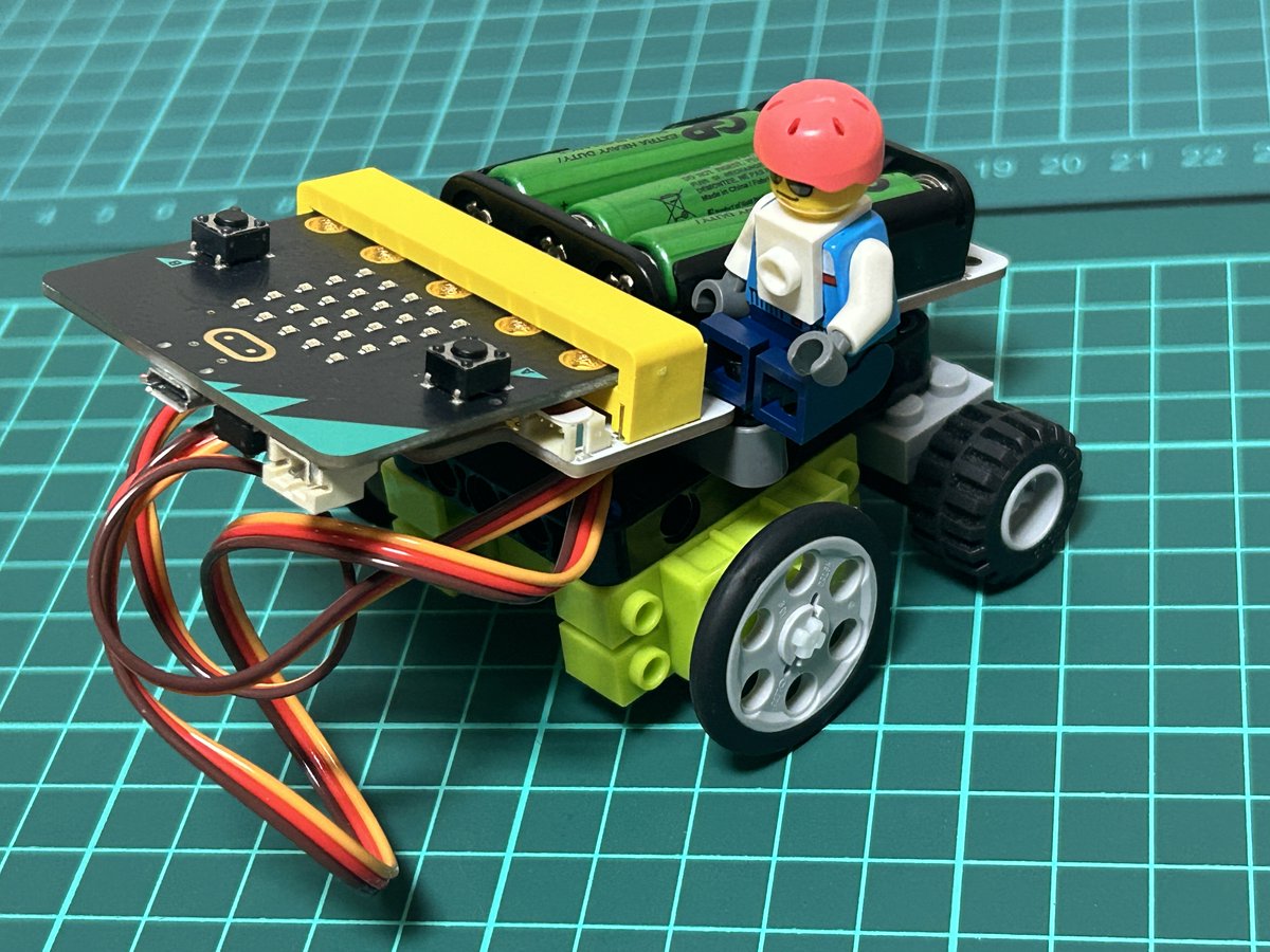 CoderDojoNago's tweet photo. #microbit ラジコンカー またちょっと更新しました。 送信機プログラム https://t.co/5RYiBQ854O…
受信機プログラム https://t.co/Pn5Frz6Z7z… #microbit用ワークショップモジュール #GeekServo #LEGO https://t.co/hmo1eU4lzz