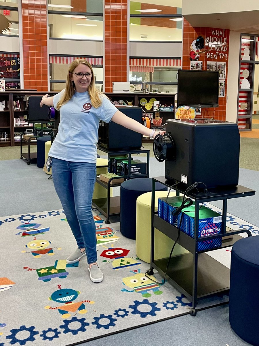 TechieKimHannan's tweet photo. This was such an amazing night!! I had a blast demonstrating McSpedden’s brand new 3D printers and speaking with families about how they will be utilized to enhance instruction! @FriscoISDTech https://t.co/aruyYl5PZi