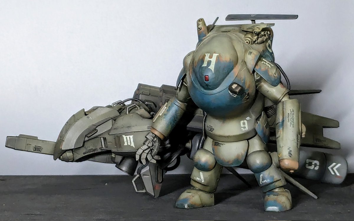 ma7s3159's tweet photo. #沼に沈むぜミキシング
#maschinenkrieger
#マシーネンクリーガー
スネークアイの支援メカ的なものをジャンクパーツでふざけて遊んでたら、ペタペタ接着するのが楽しくなって一気に完成させました…合体すると妙に収まりが良くて笑えます😆 https://t.co/4WFPwKmxua