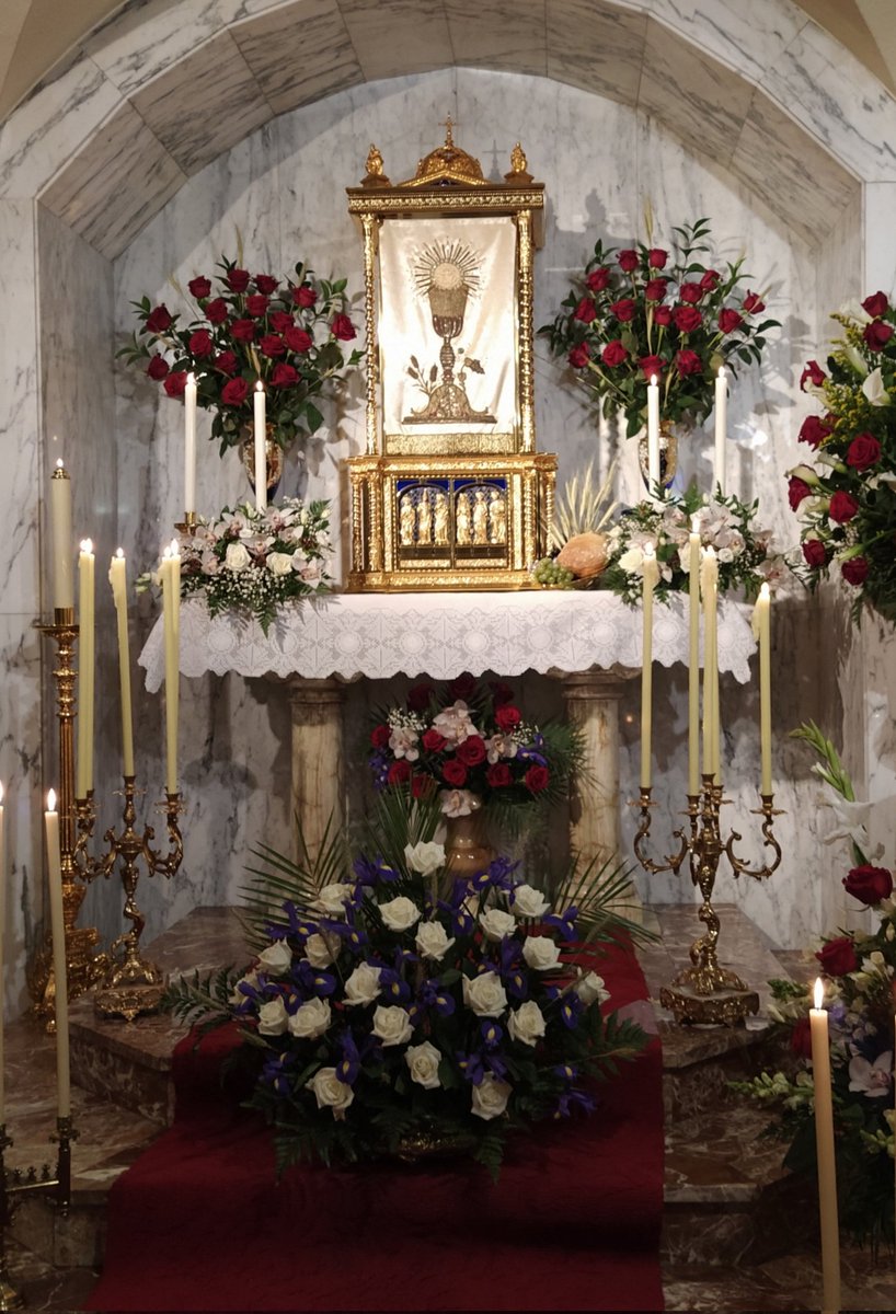 CarolBV7's tweet photo. Adorado Y Amado Sea Jesús Eucaristía Amor Infinito https://t.co/bRB9Hk4jq9