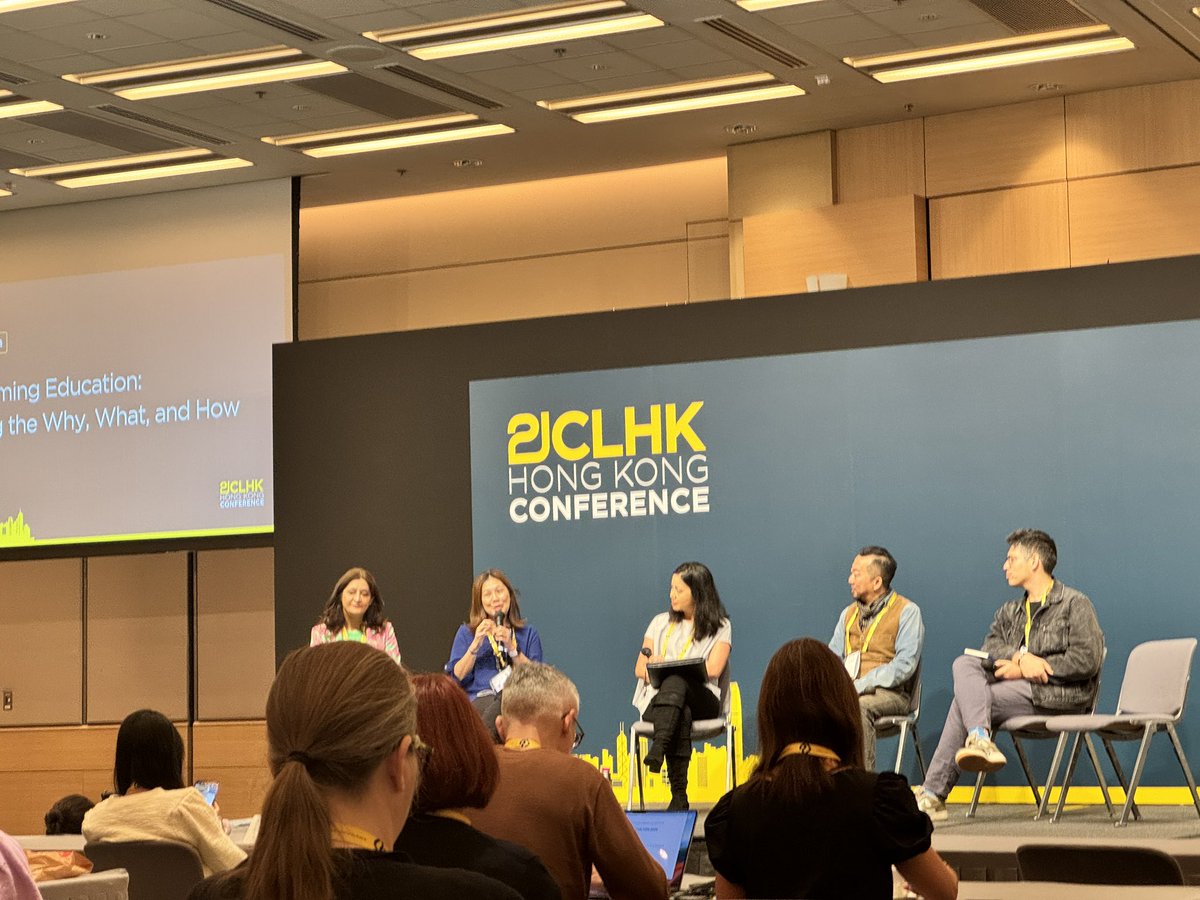 Can’t think of a better way to start the day 2 of #21CLHK - such an informative and inspiring discussion on transforming education. Thanks for sharing all of your insights! @watnunu @K_Munden @teresattung @21cli