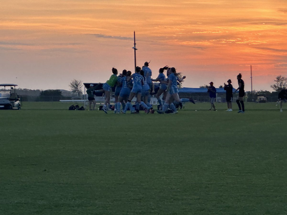 Beadling08GA's tweet photo. Moving on to the quarters! 💪 
#WearTheB https://t.co/Kne78aGNam