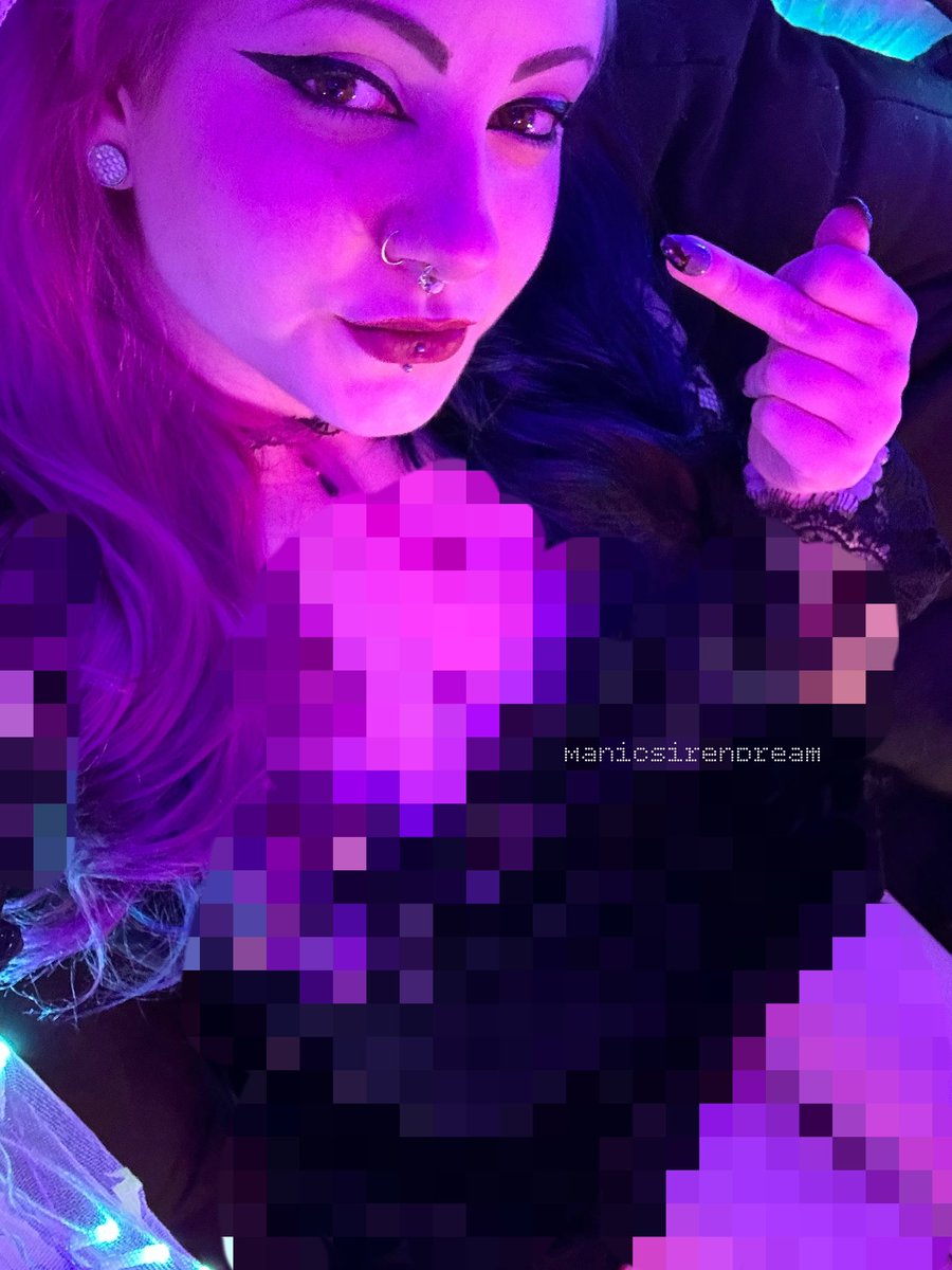 This dress looks so cute on me that you silly pixel pumpers wouldn’t be able to handle it. 🩷 findom ⋆ censored ⋆ loser ⋆ denial