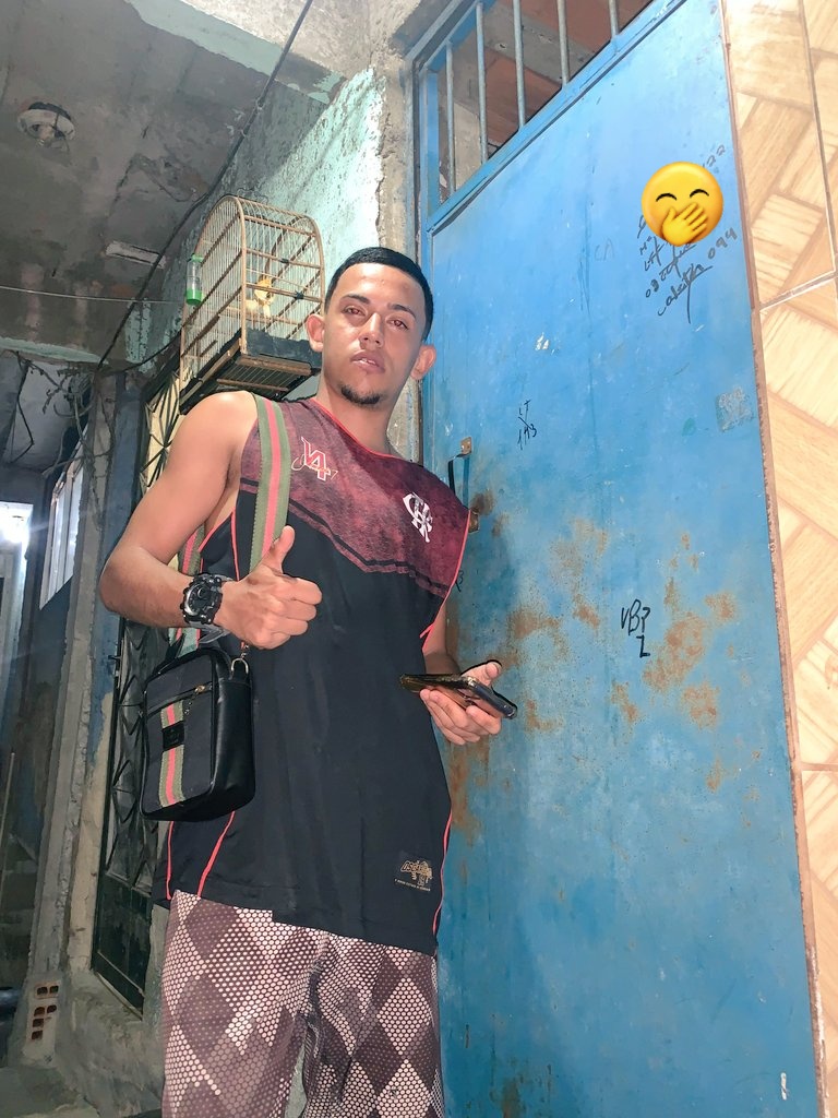 Matheusk57's tweet photo. 🤴🥱 https://t.co/SwGh58HAcA