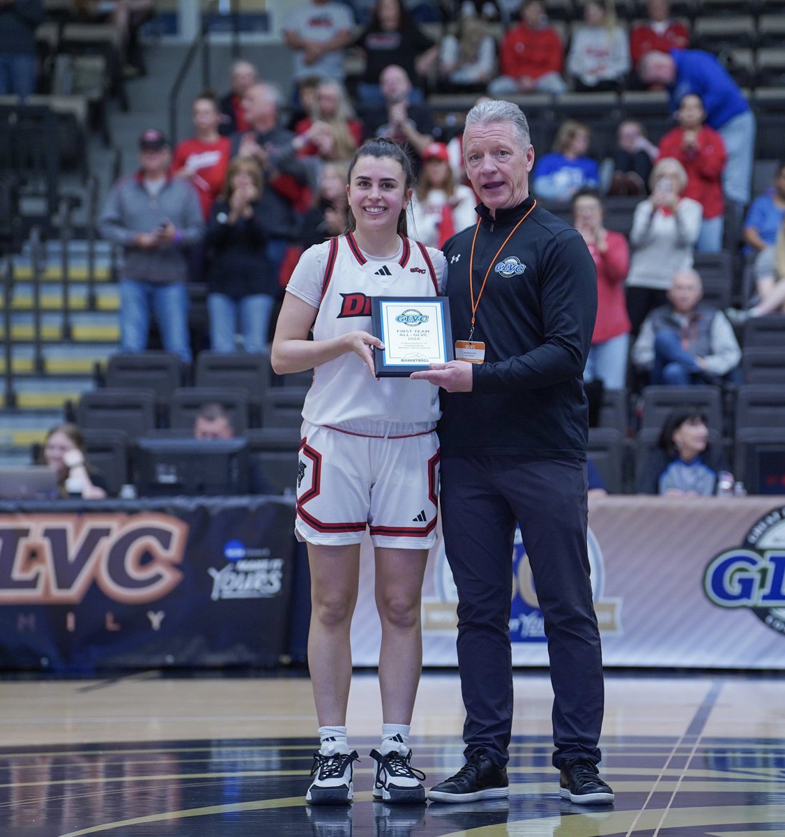 Congratulations to our DU Lady Panthers that received honors before our game today! Continue chasing greatness! ❤️🐾🐐 

Reese Schaaf (Player of the Year)
Beth Matas Martin (1st Team - All GLVC)

#BeGreat | #allweDUiswin | #glvcwbb