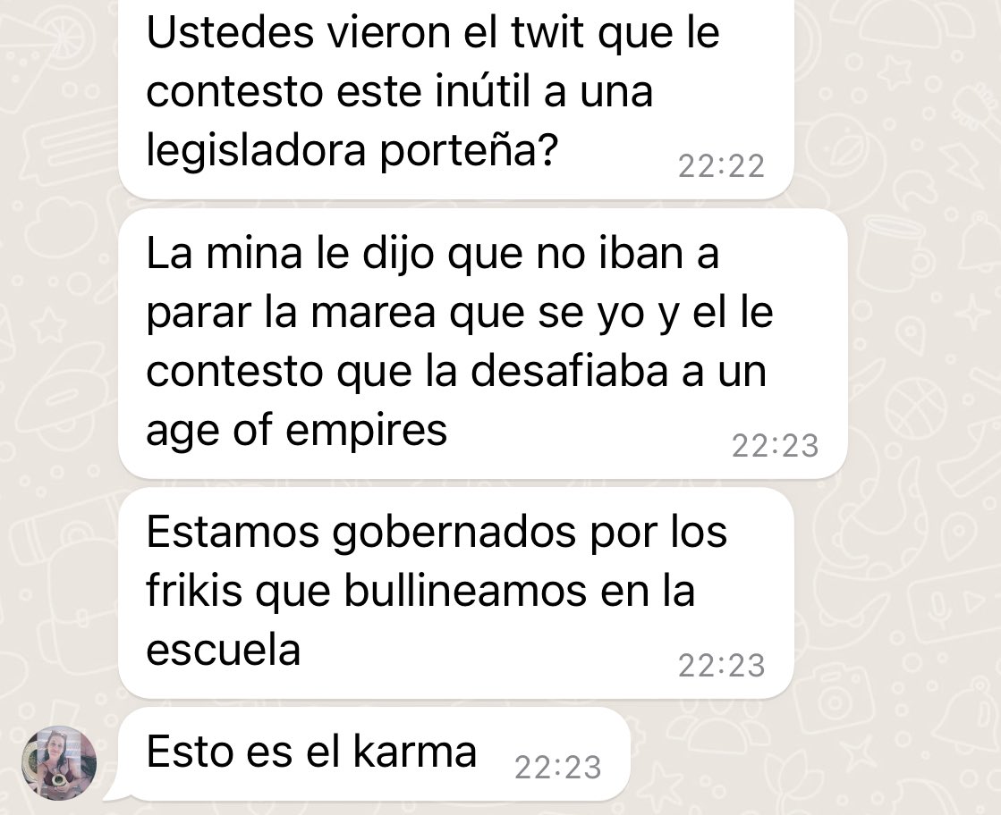 Recortes épicos de chat de amigas
“Estamos gobernados por los frikis que bullineamos en la escuela”