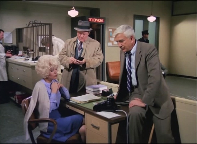 - Okay. Wunce is the owner of the tyre company and he fired Twice. Then, Twice shot the teller once. - Twice. - And Jim fell and then you fired twice. - Once. #PoliceSquad